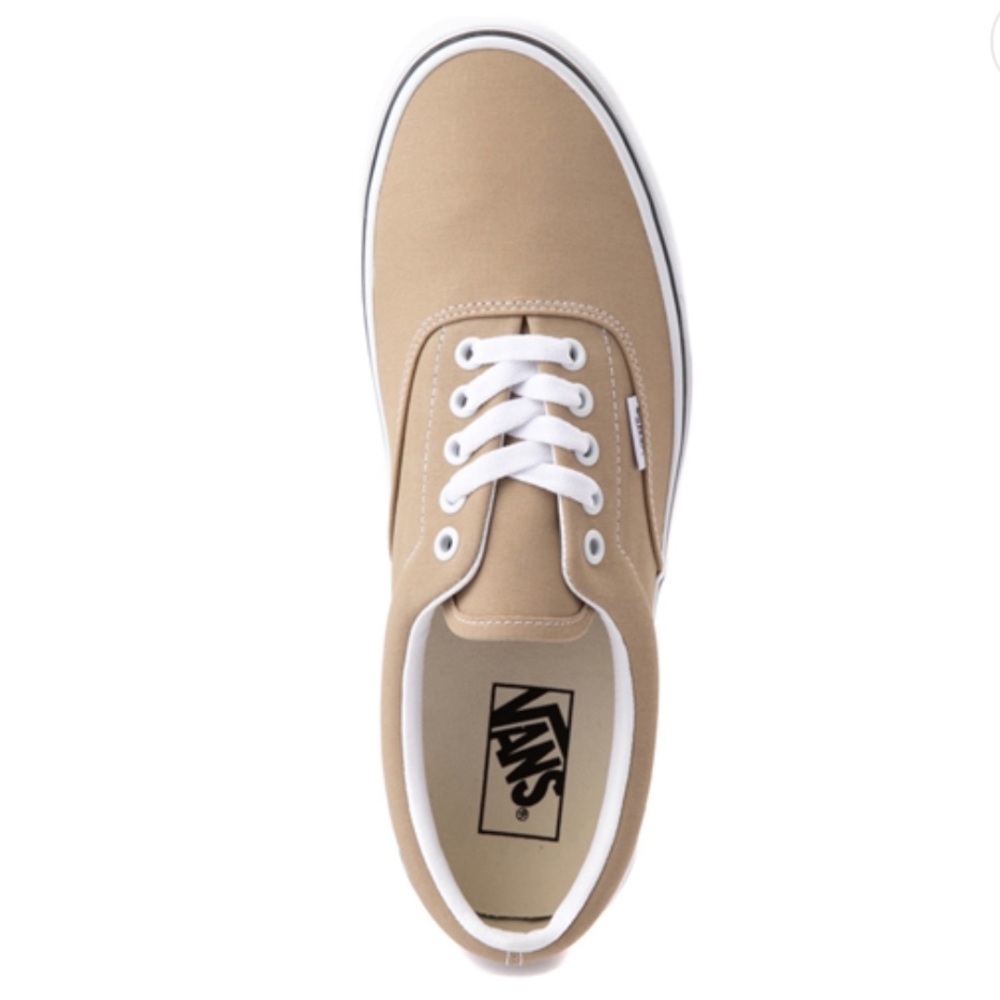 Vans era skate shoe